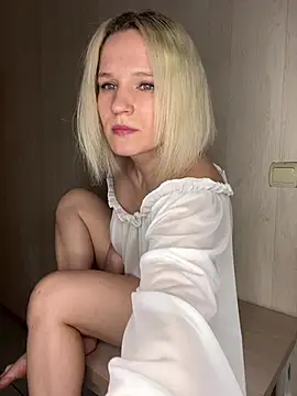 MrMrsRight online show from 02-10-25, 04:36