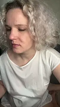 MrMrsRight online show from 02-20-25, 11:53