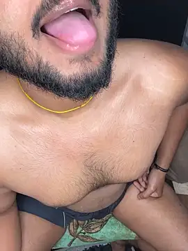 Snapshot of Cum_on_your_tityyy chatting on 01-19-25, 10:06 Cum on your tityyy online show from 01-19-25, 10:06