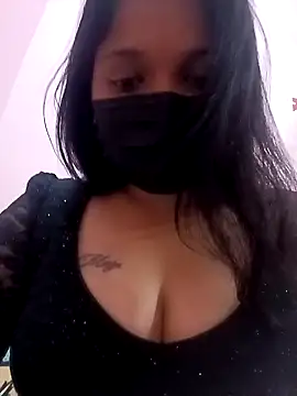 Snapshot of Beauty-khan chatting on 01-11-25, 03:52 Beauty-khan online show from 01-11-25, 03:52