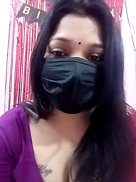 Snapshot of Beauty-khan chatting on 02-08-25, 03:21 Beauty-khan online show from 02-08-25, 03:21