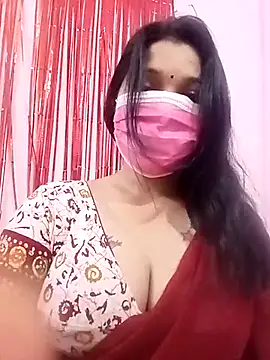 Snapshot of Beauty-khan chatting on 02-26-25, 04:45 Beauty-khan online show from 02-26-25, 04:45