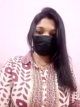 Snapshot of Beauty-khan chatting on 03-17-25, 06:00 Beauty-khan online show from 03-17-25, 06:00