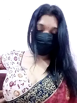 Snapshot of Beauty-khan chatting on 03-21-25, 04:29 Beauty-khan online show from 03-21-25, 04:29