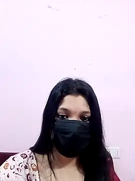 Snapshot of Beauty-khan chatting on 03-21-25, 08:18 Beauty-khan online show from 03-21-25, 08:18