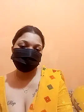 Snapshot of Beauty-khan chatting on 10-12-25, 10:09 Beauty-khan online show from 10-12-25, 10:09