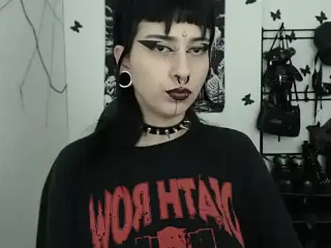 n0sferatus   online show from 11-06-25, 11:44