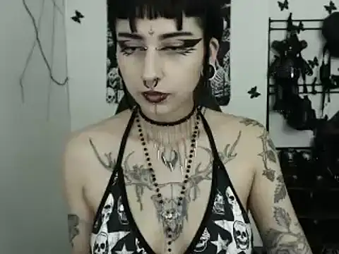 n0sferatus   online show from 11-12-25, 02:12