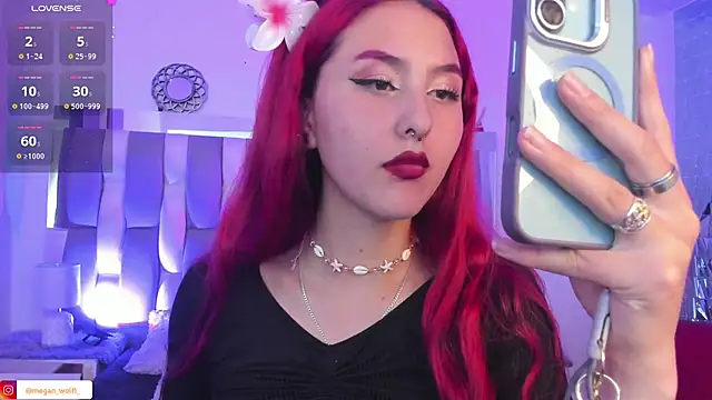 Snapshot of Megan_wolf1_ chatting on 03-13-25, 07:20 Megan wolf1  online show from 03-13-25, 07:20