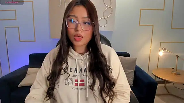 Snapshot of AmberLewis_ chatting on 03-12-25, 03:13 AmberLewis online show from 03-12-25, 03:13