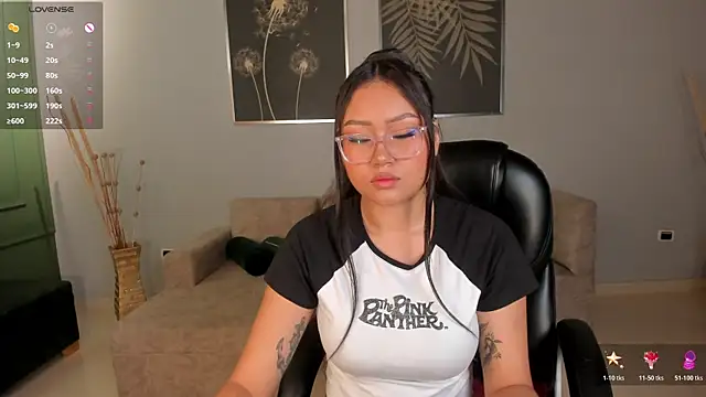 Snapshot of AmberLewis_ chatting on 10-24-25, 03:14 AmberLewis online show from 10-24-25, 03:14