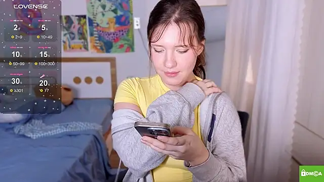 HanahCute online show from 11-23-25, 03:34