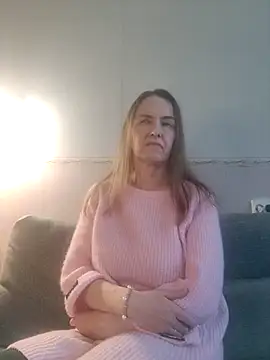 Evelina cute online show from 12-11-24, 12:44