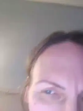 Evelina cute online show from 12-19-24, 12:12