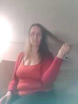 Evelina cute online show from 12-25-24, 08:50