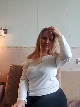 Evelina cute online show from 09-12-25, 11:32