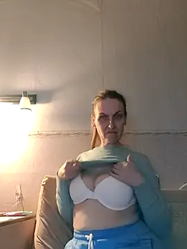 Evelina cute online show from 10-07-25, 04:37