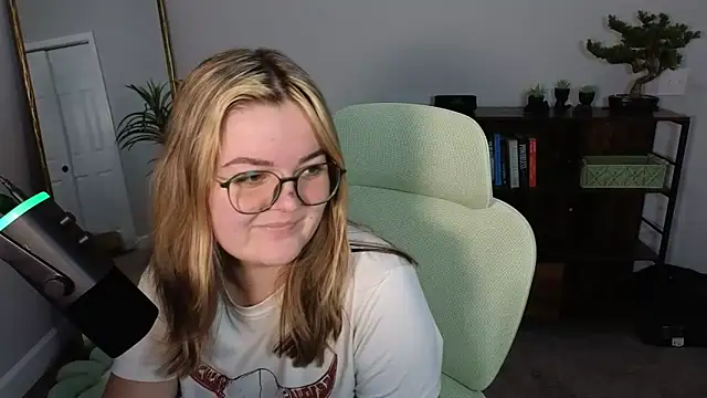 rodeobrii online show from 09-18-25, 02:57