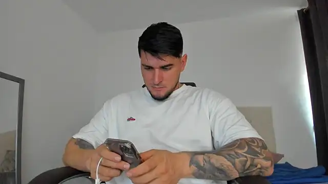 Teilor Creed online show from 11-30-25, 07:07