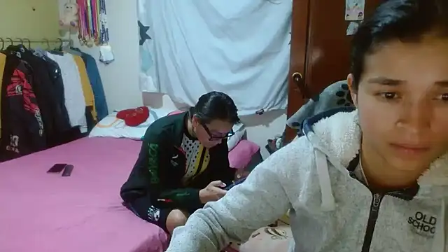 clayre and jill online show from 10-15-25, 04:45