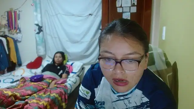 clayre and jill online show from 11-05-25, 07:03