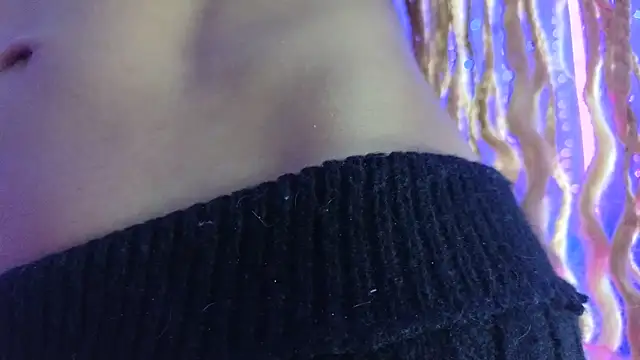 Snapshot of gabbiefoxthx chatting on 01-28-25, 03:47 gabbiefoxthx online show from 01-28-25, 03:47