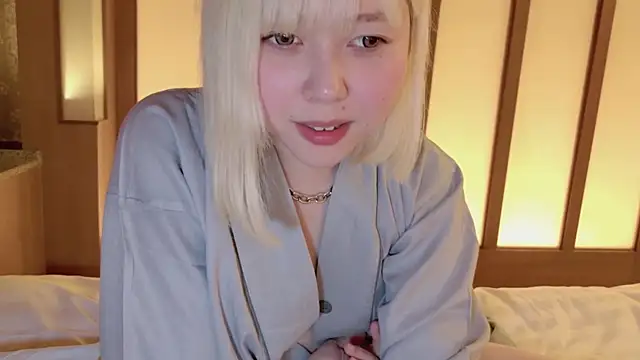 Snapshot of NANAchan_R chatting on 02-11-25, 05:29 NANAchan R online show from 02-11-25, 05:29