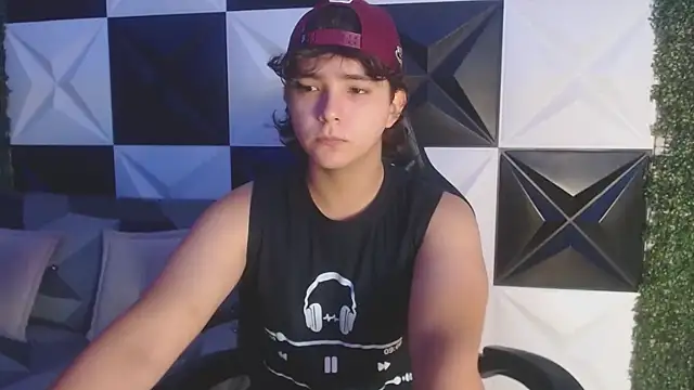 Dani cumboy online show from 03-17-25, 01:08