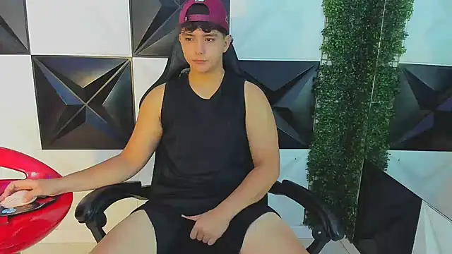 Dani cumboy online show from 09-25-25, 02:10