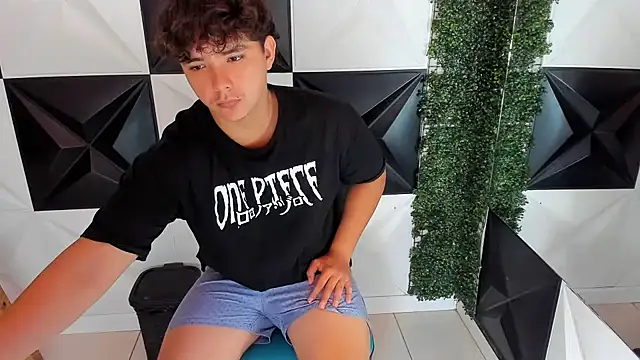 Dani cumboy online show from 10-26-25, 02:34