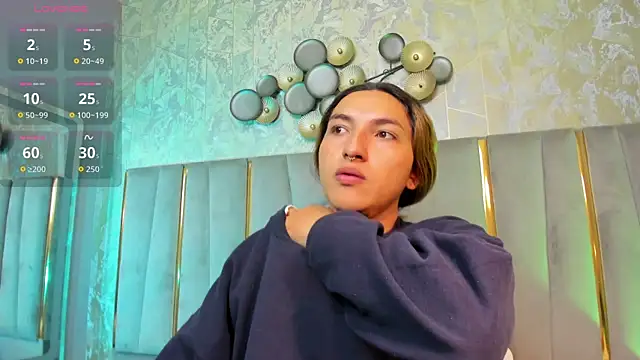 TomLondon  online show from 02-04-26, 02:01