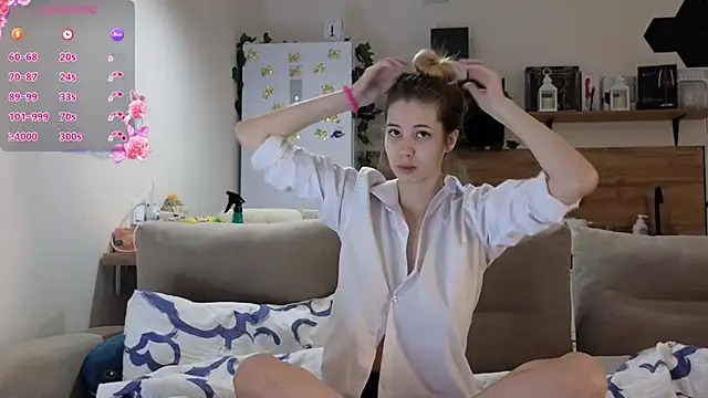 Snapshot of Girl_alone_home chatting on 03-15-25, 03:06 Girl alone home online show from 03-15-25, 03:06