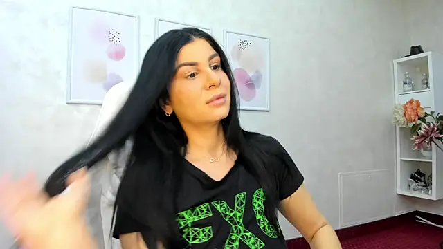 Snapshot of patriciakeys chatting on 02-15-25, 06:33 patriciakeys online show from 02-15-25, 06:33