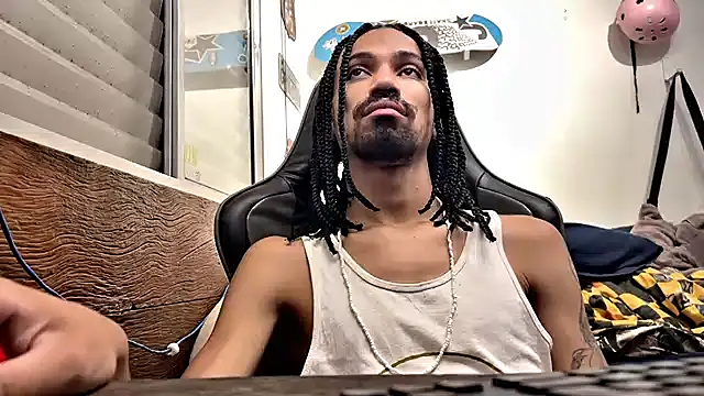 Snapshot of hotcamboy420 chatting on 02-06-25, 10:53 hotcamboy420 online show from 02-06-25, 10:53