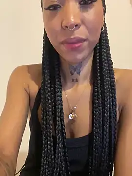 Snapshot of cristal_subin69 chatting on 12-05-25, 01:36 cristal subin69 online show from 12-05-25, 01:36