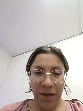 karlamorris  online show from 01-11-25, 07:59