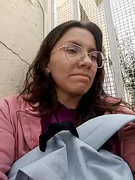 karlamorris  online show from 01-24-25, 01:03