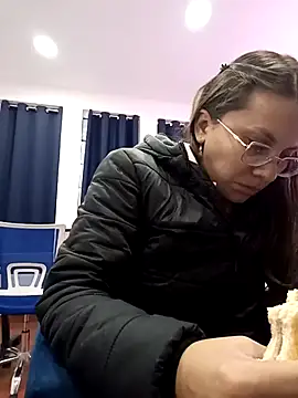 karlamorris  online show from 09-17-25, 01:35