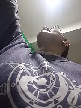 karlamorris  online show from 10-15-25, 01:33