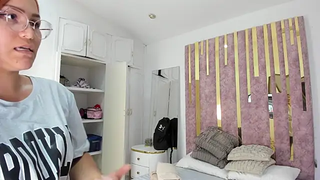 LeahxBarker online show from 03-17-25, 11:00