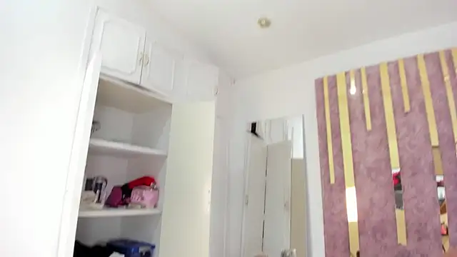 LeahxBarker online show from 03-19-25, 09:37