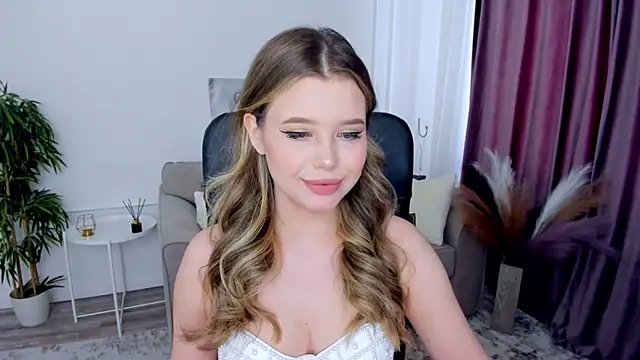 FollowLovee online show from 03-15-25, 12:45