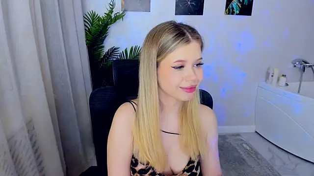 FollowLovee online show from 11-15-25, 07:54