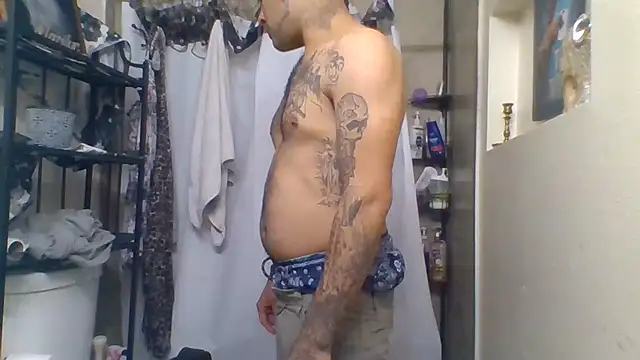 Houstonslong1 online show from 12-27-24, 04:58