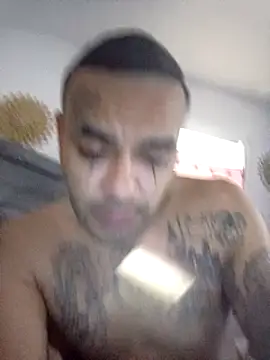 Houstonslong1 online show from 01-24-25, 03:24