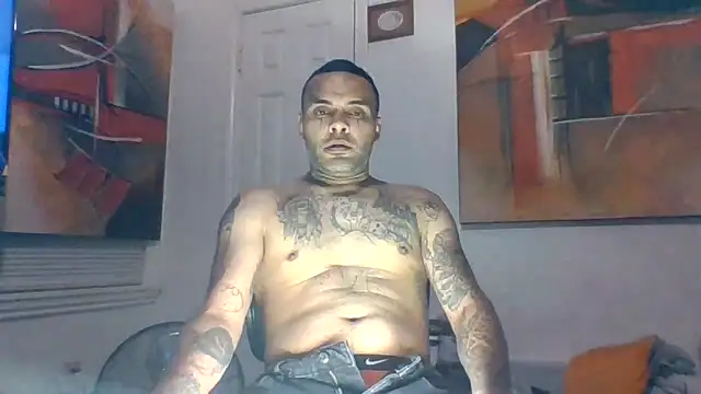 Houstonslong1 online show from 01-25-25, 06:01