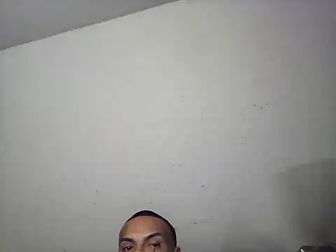 Houstonslong1 online show from 12-04-25, 12:36