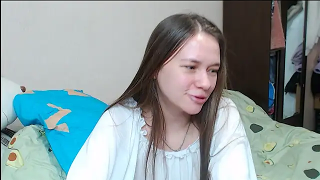 leila bambi  online show from 01-22-25, 01:31