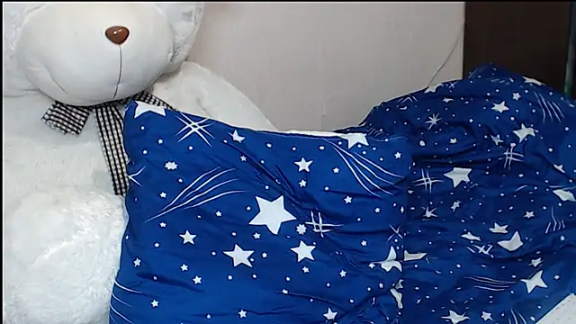 leila bambi  online show from 01-27-25, 12:33