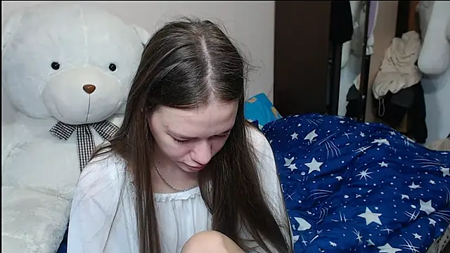 leila bambi  online show from 01-27-25, 09:11